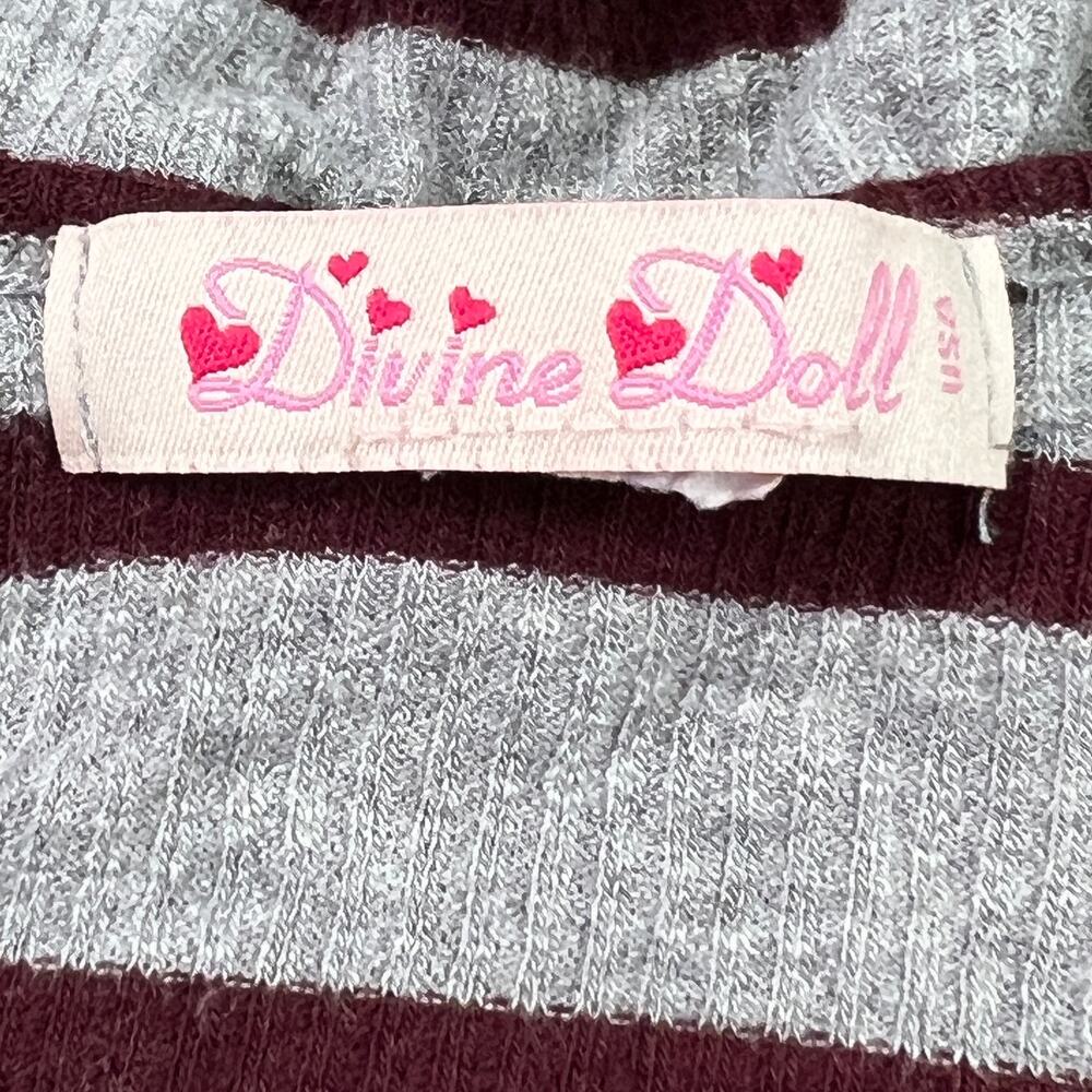 Divine Doll Gray Burgundy Striped Stretch Tank Top No Size Tag, w/ Measurements - Picture 3 of 7
